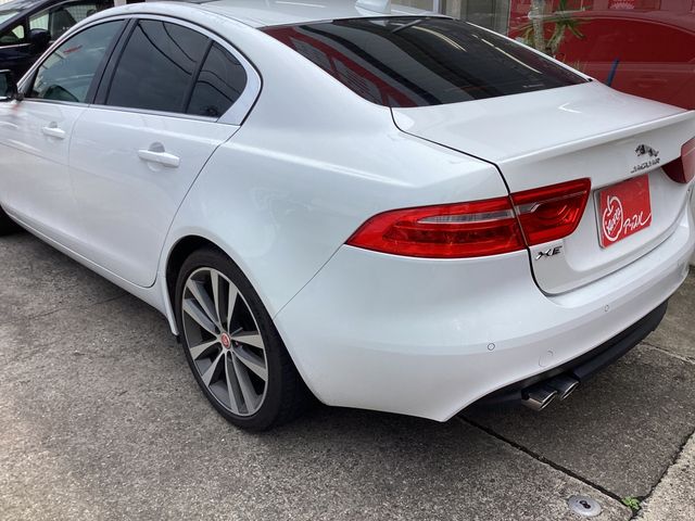 JAGUAR XEseries