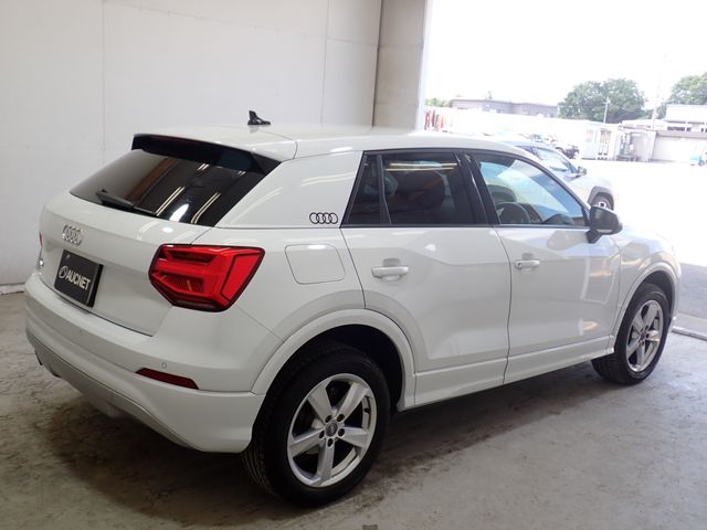AUDI Q2