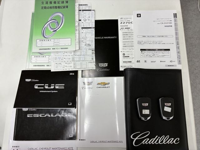 CADILLAC ESCALADE
