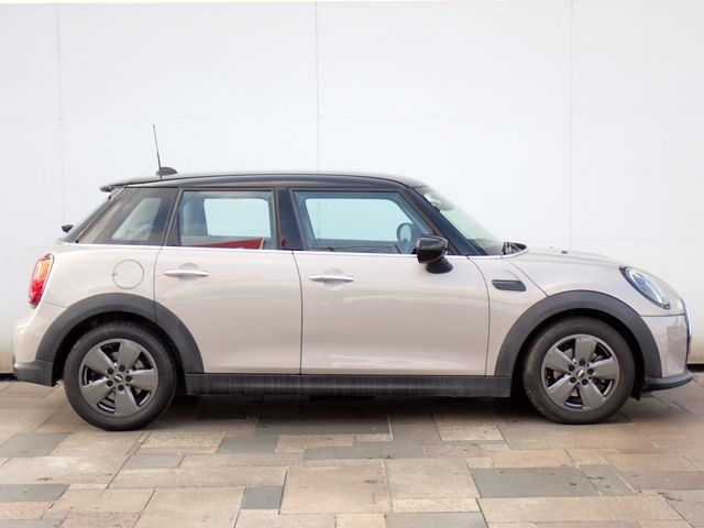 MINI COOPER D 5DOOR
