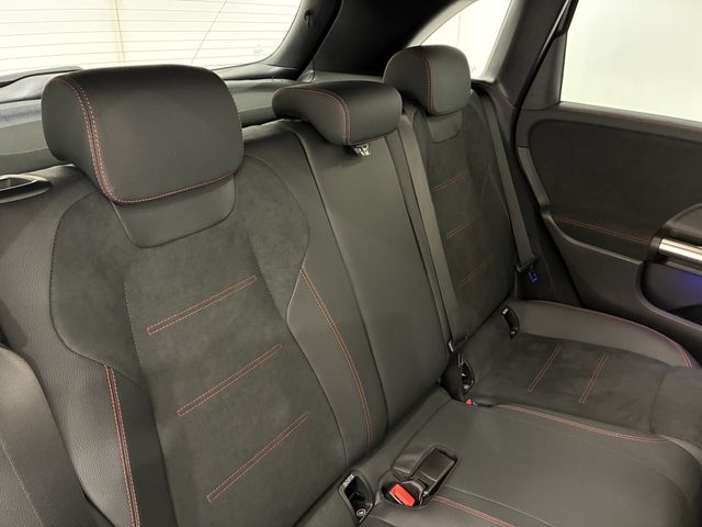 MERCEDES BENZ B class