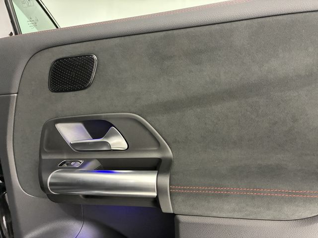 MERCEDES BENZ B class