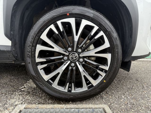 YARIS CROSS HYBRID