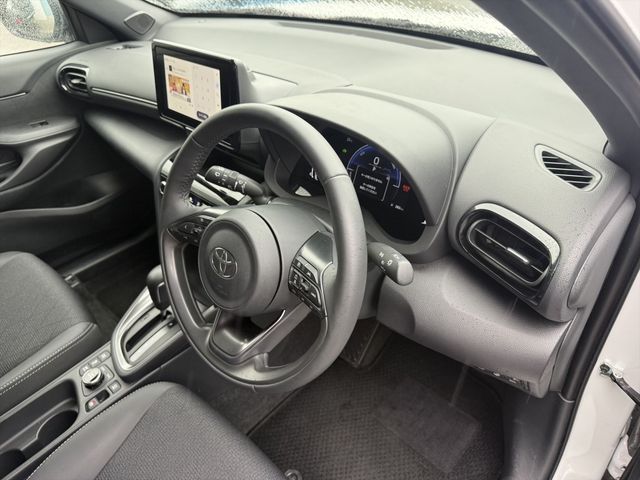 YARIS CROSS HYBRID