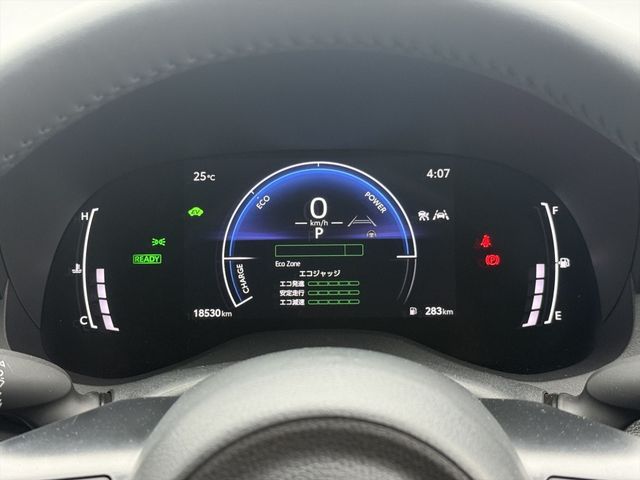 YARIS CROSS HYBRID