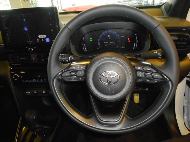 YARIS CROSS