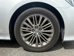 CROWN sedan hybrid