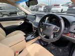 CROWN sedan hybrid
