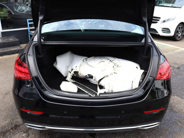 MERCEDES BENZ C class sedan