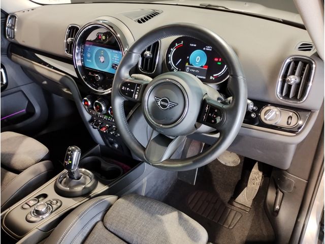 MINI COOPER D CROSSOVER