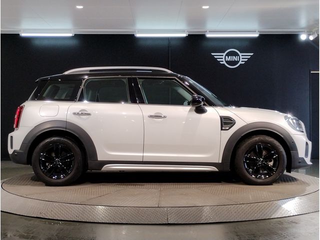 MINI COOPER D CROSSOVER