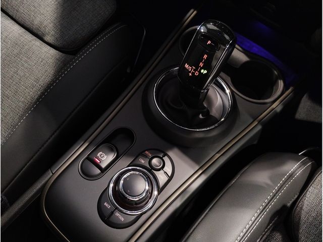 MINI COOPER D CROSSOVER