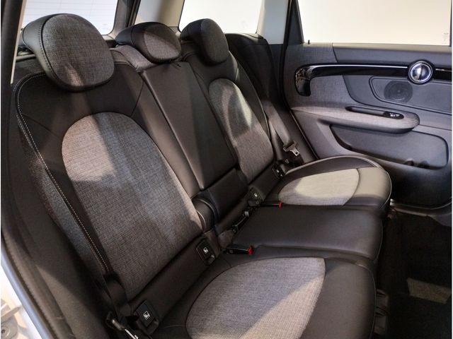 MINI COOPER D CROSSOVER
