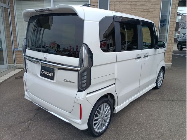 N BOX CUSTOM 4WD