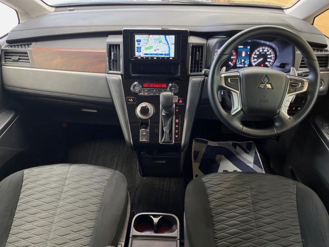 DELICA D:5 4WD