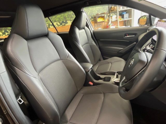 COROLLA CROSS HYBRID