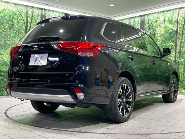 OUTLANDER PHEV