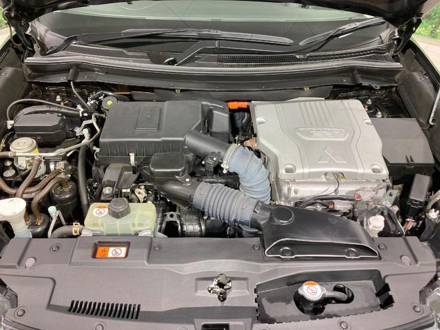 OUTLANDER PHEV