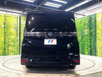 VOXY HYBRID