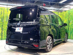 VOXY HYBRID