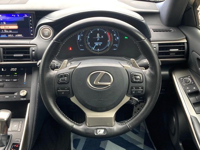 LEXUS IS300