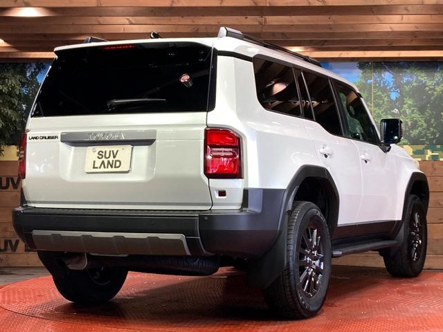 LANDCRUISER 250
