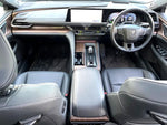 CROWN sedan hybrid