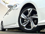 CROWN sedan hybrid