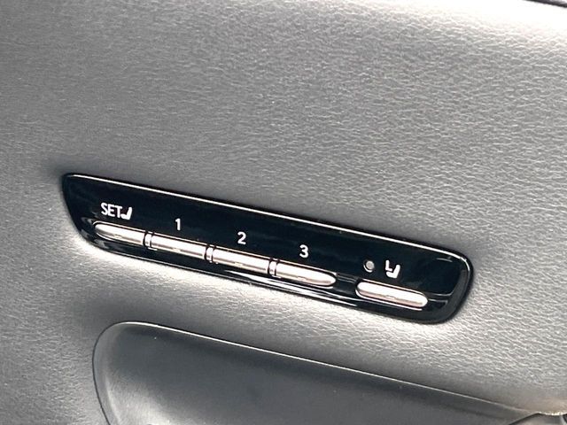 LEXUS LS500h
