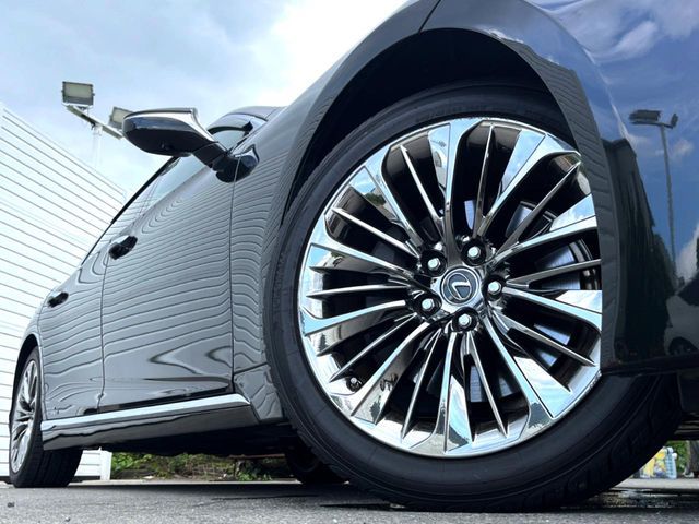 LEXUS LS500h