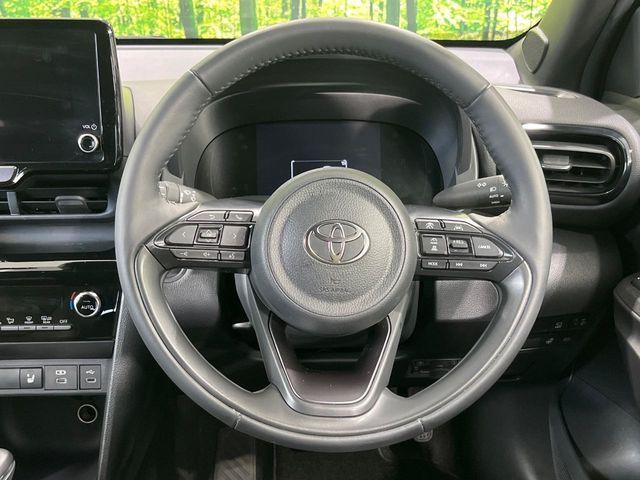 YARIS CROSS HYBRID