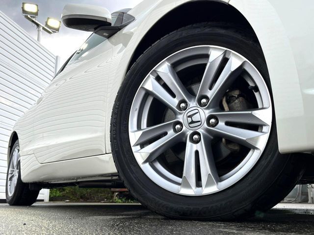 CR-Z