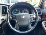 CROWN sedan hybrid