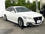 CROWN sedan hybrid
