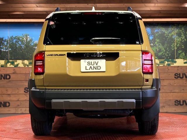 LANDCRUISER 250