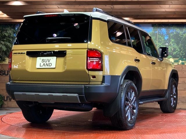 LANDCRUISER 250