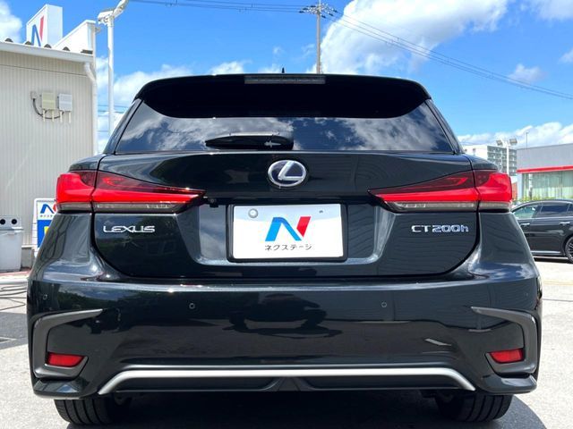 LEXUS CT200h