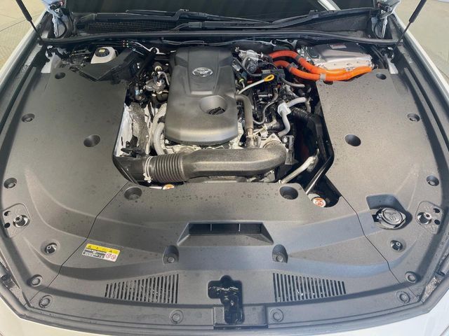 CROWN sedan hybrid