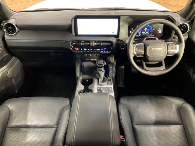 LANDCRUISER 250