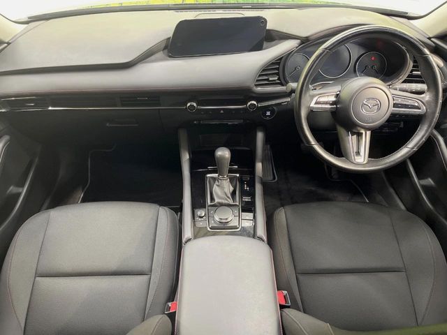 MAZDA3 SEDAN