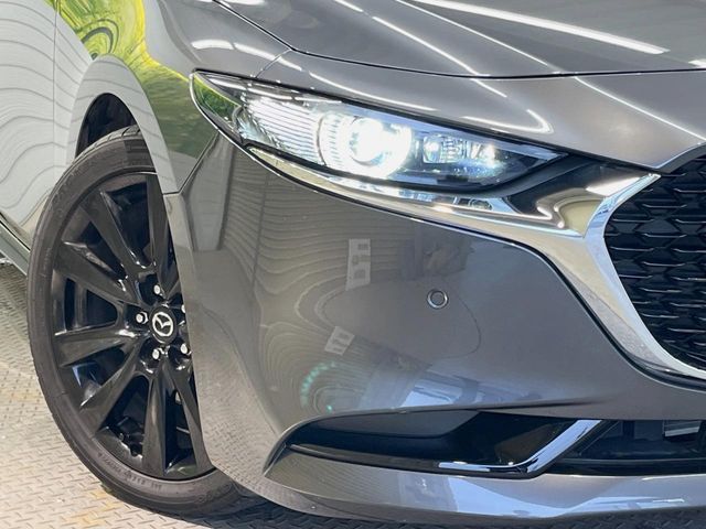 MAZDA3 SEDAN