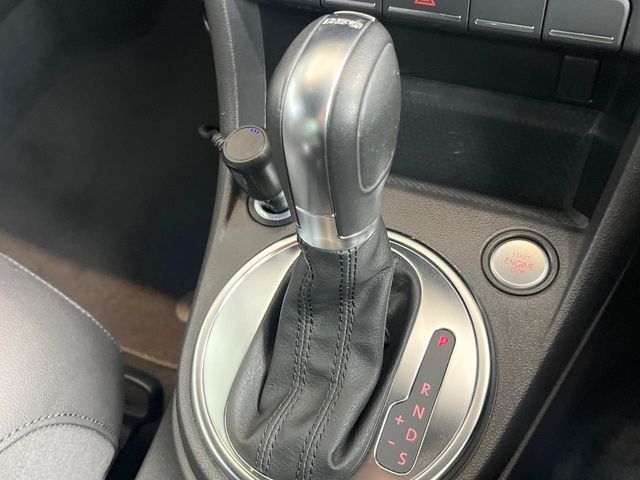VOLKSWAGEN The BEETLE