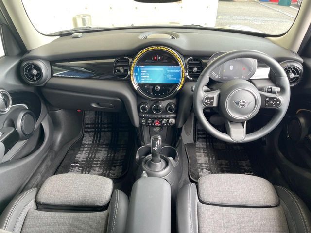 MINI COOPER 5DOOR