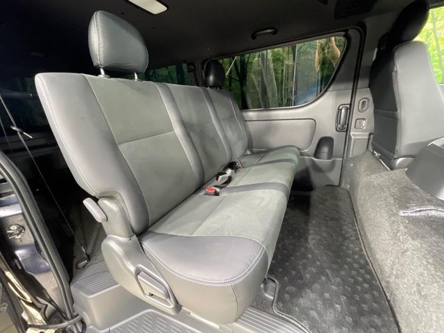 HIACE van 4WD