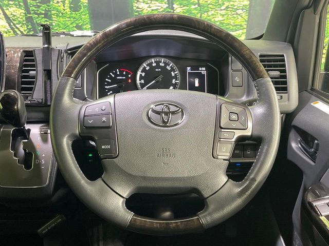 HIACE van 4WD