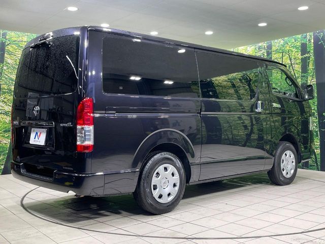 HIACE van 4WD