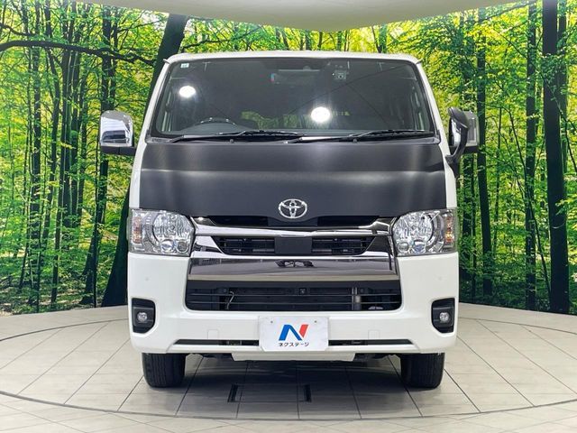 HIACE van 4WD
