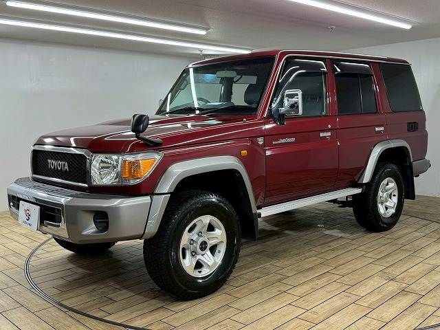 LANDCRUISER van
