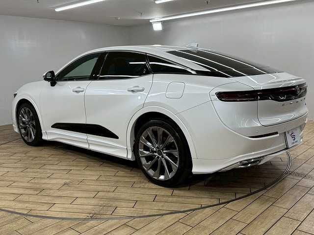 CROWN CROSSOVER
