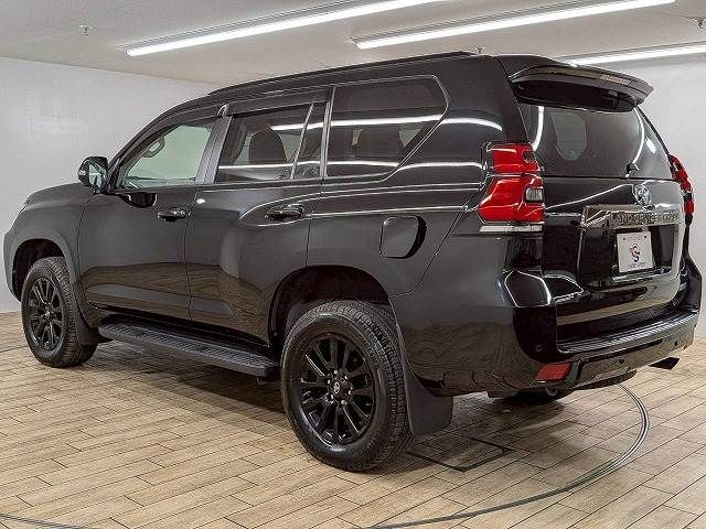 LANDCRUISER PRADO